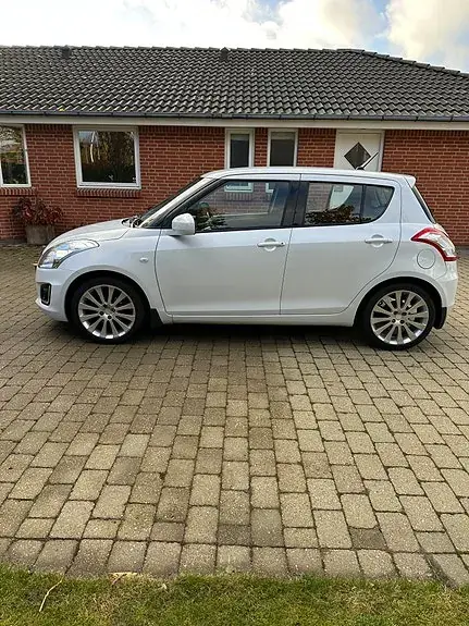 Suzuki Swift 2014 photo 2