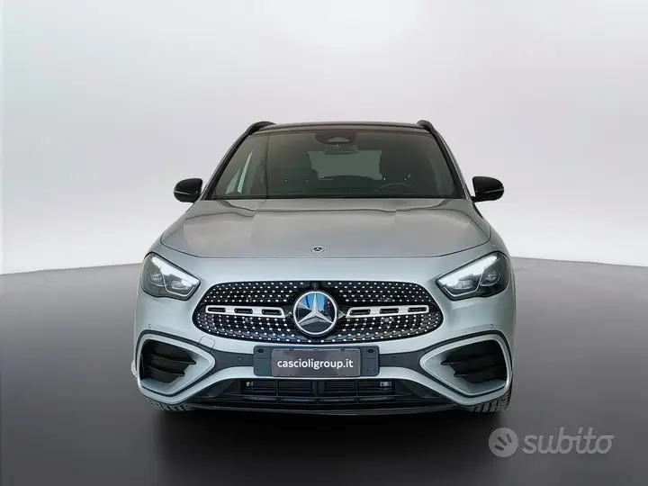 Mercedes-Benz Gla 2025 photo 2