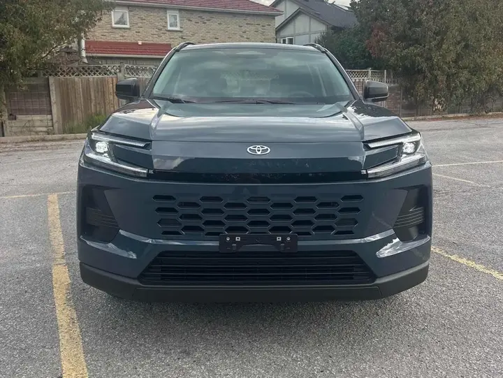 Toyota Rav4 2026 photo 4