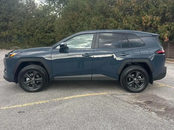 Toyota Rav4 2026 photo 2