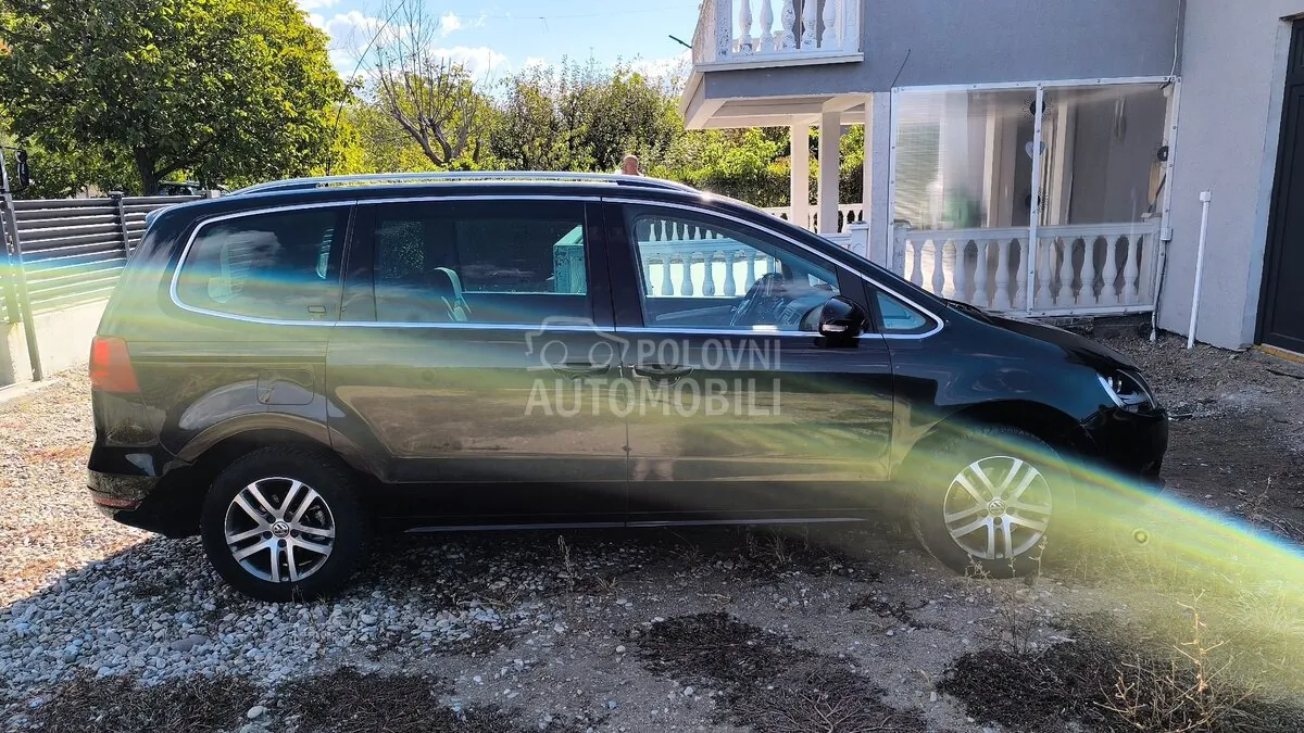 Volkswagen Sharan 2010 photo 4