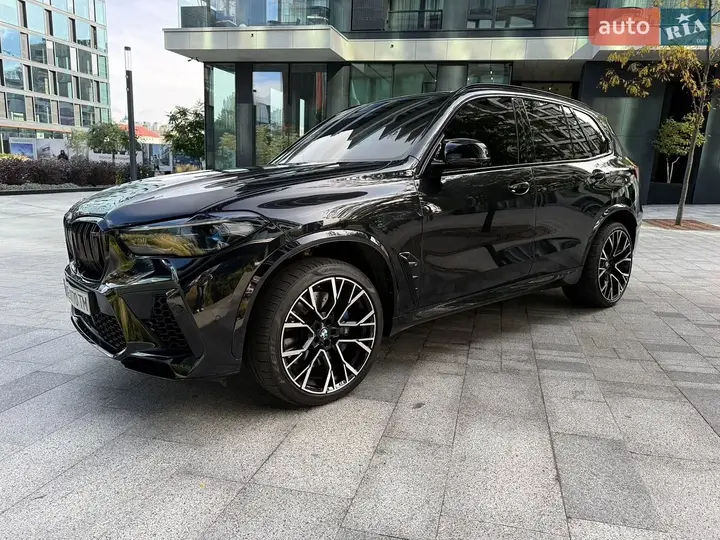BMW X5 M 2022 photo 3