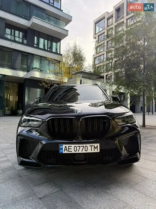 BMW X5 M 2022 photo 4