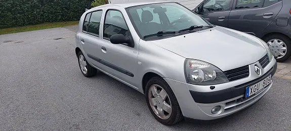 Renault Clio 2006 photo 4