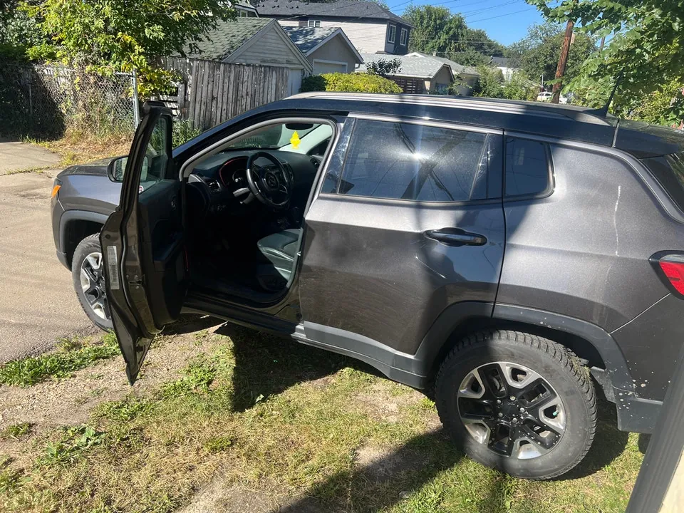 Jeep Compass 2017 photo 2