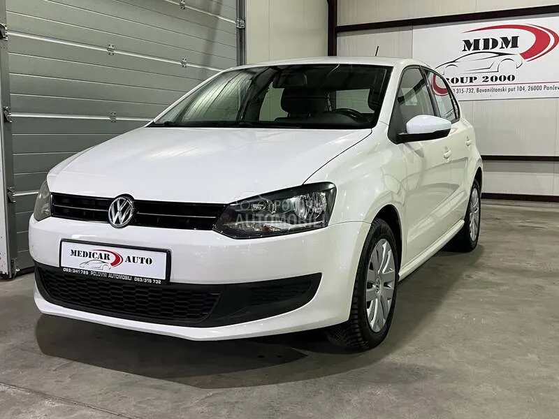 Volkswagen Polo 2013 photo 2