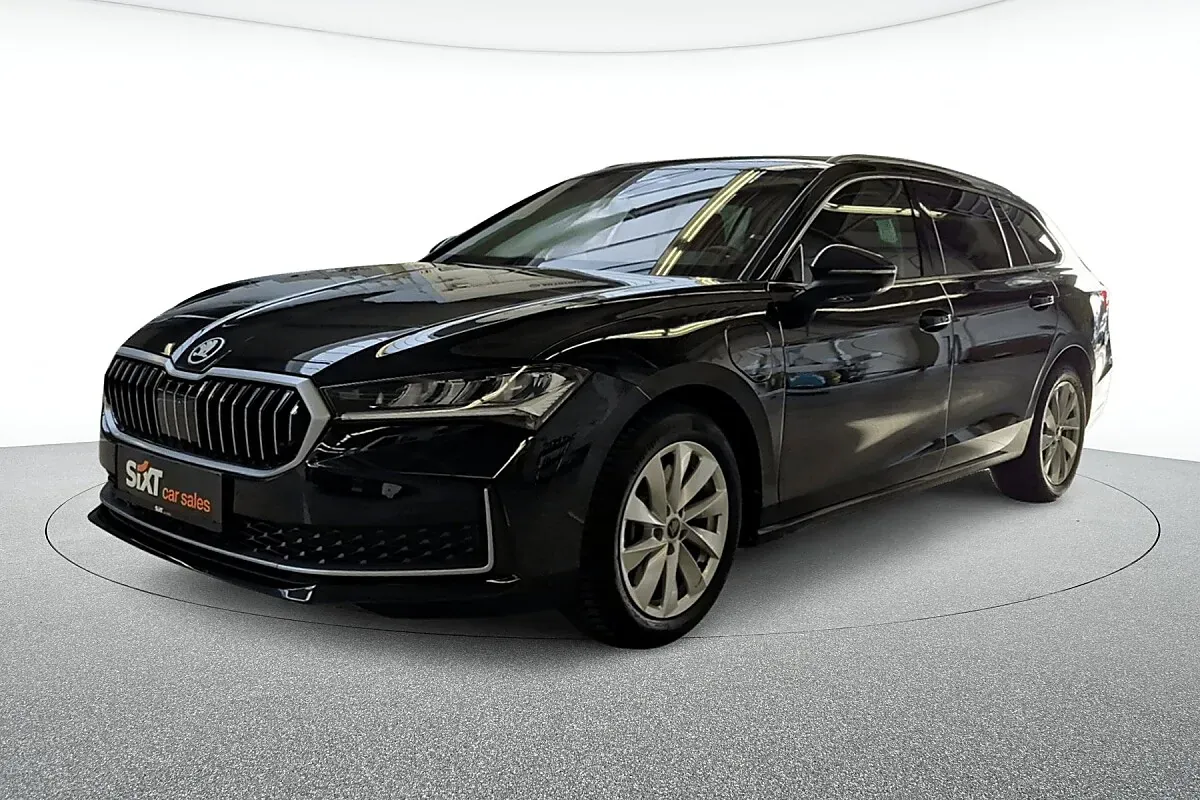 Skoda Superb 2025 photo 3