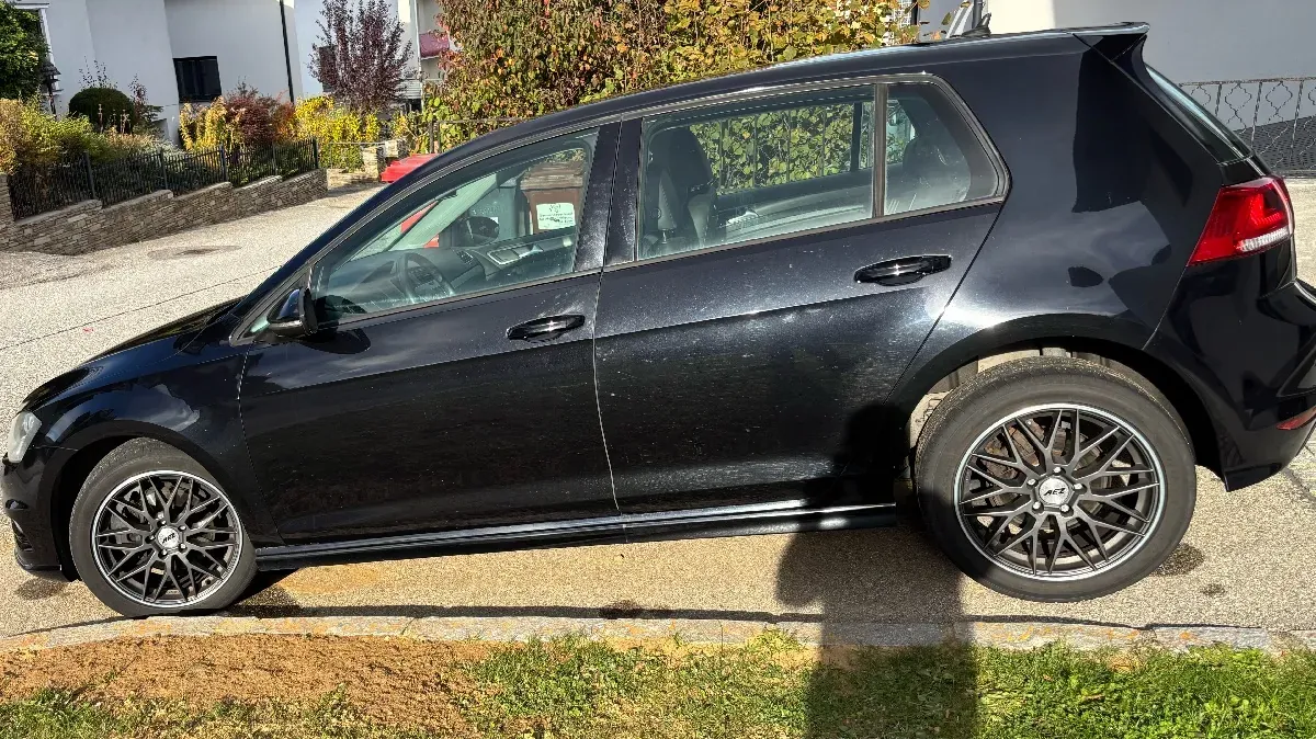 Volkswagen Golf 2015 photo 2