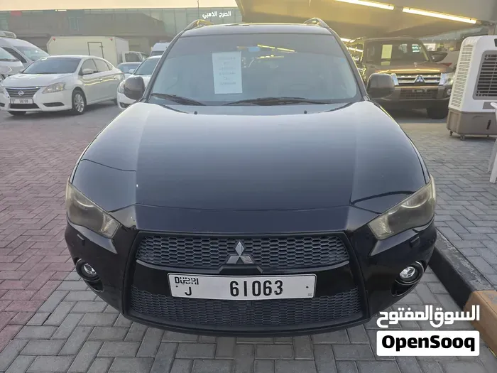 Mitsubishi Outlander 2011 photo 2