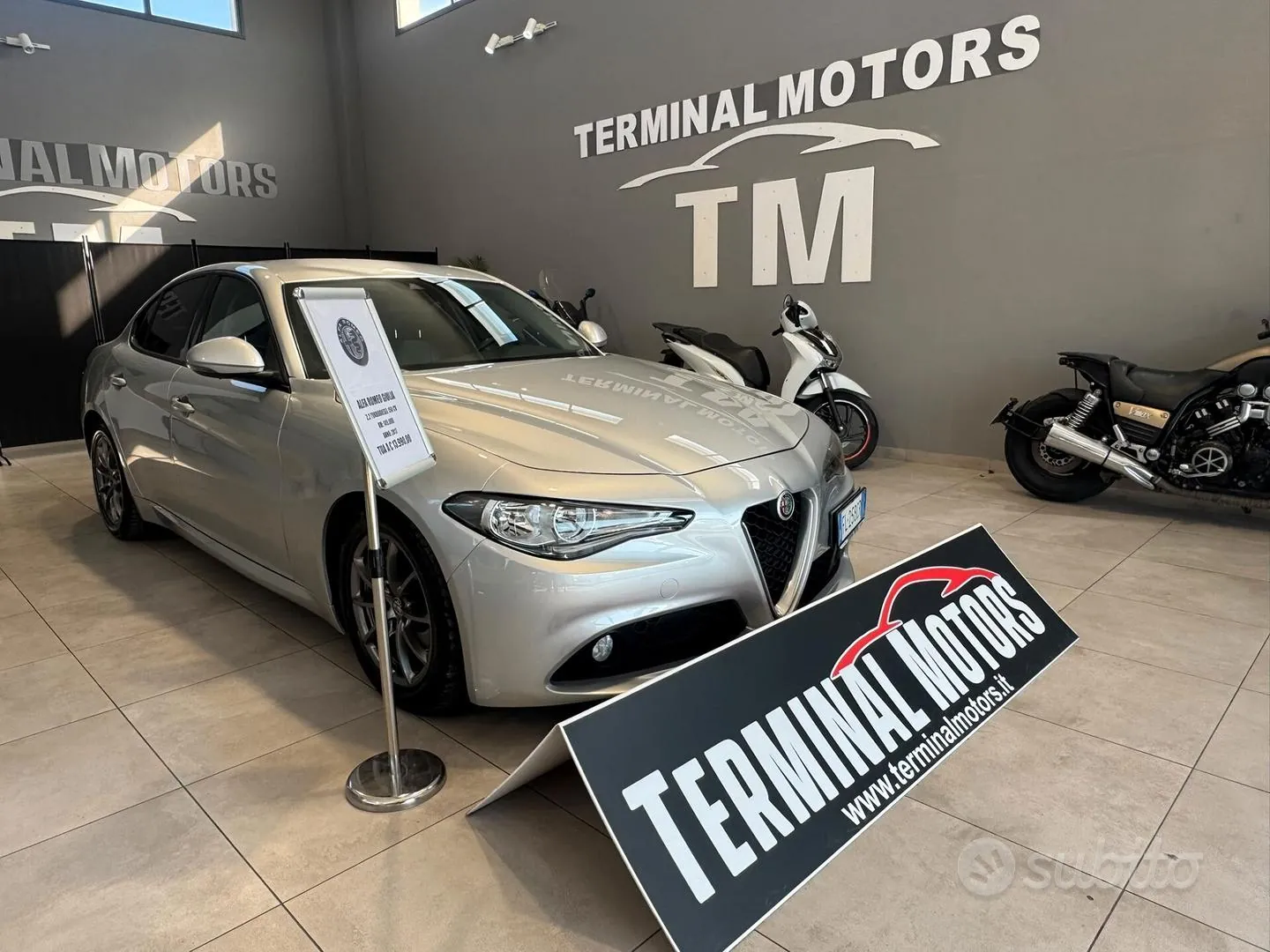 Alfa Romeo Giulia 2017 photo 2
