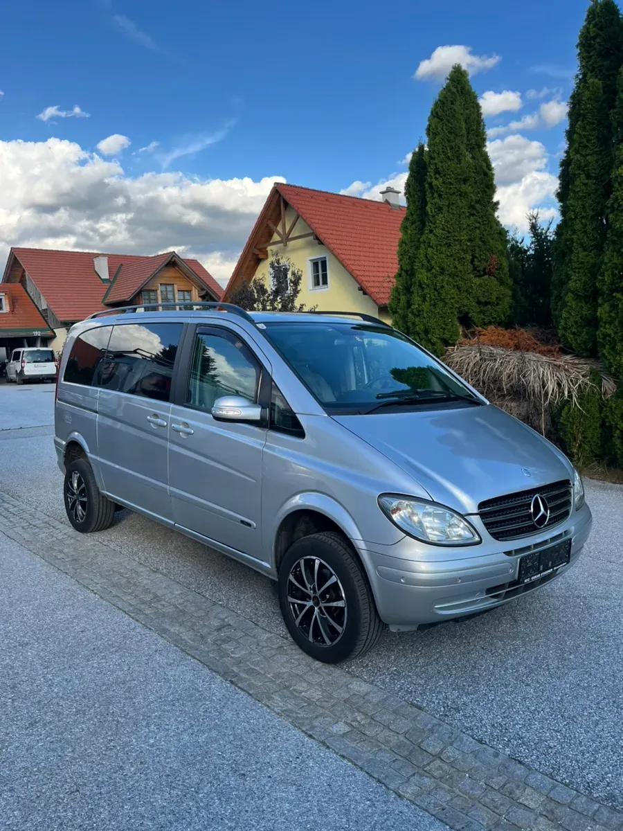 Mercedes-Benz Viano 2006 photo 2