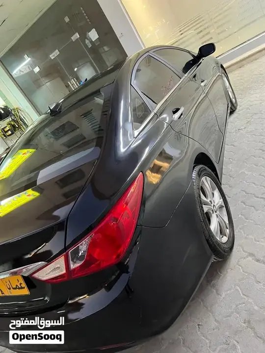 Hyundai Sonata 2011 photo 2