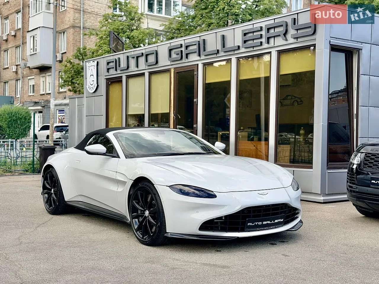 Aston Martin Vantage