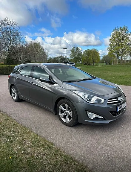Hyundai I40