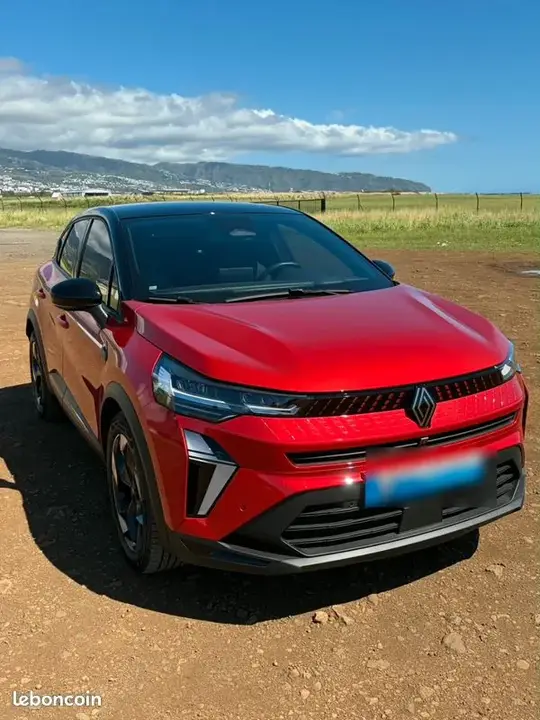 Renault Captur 2024 photo 2