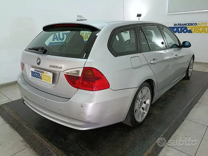 BMW 320D 2008 photo 5