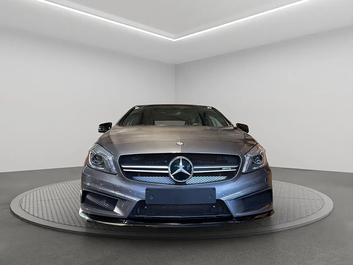 Mercedes-Benz A-Class 2014 photo 2