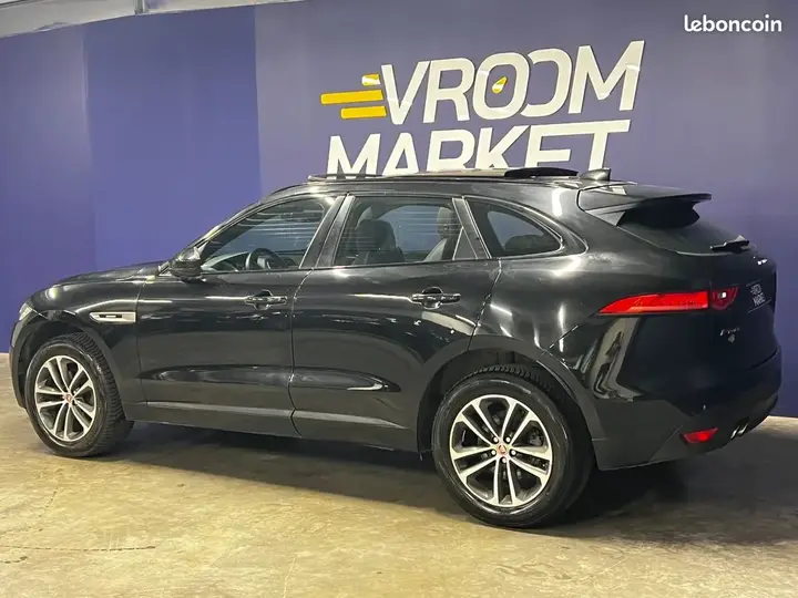 Jaguar F-Pace 2019 photo 3