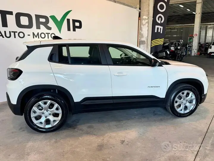 Jeep Avenger 2024 photo 3