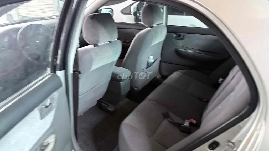Toyota Corolla Altis 2004 photo 3