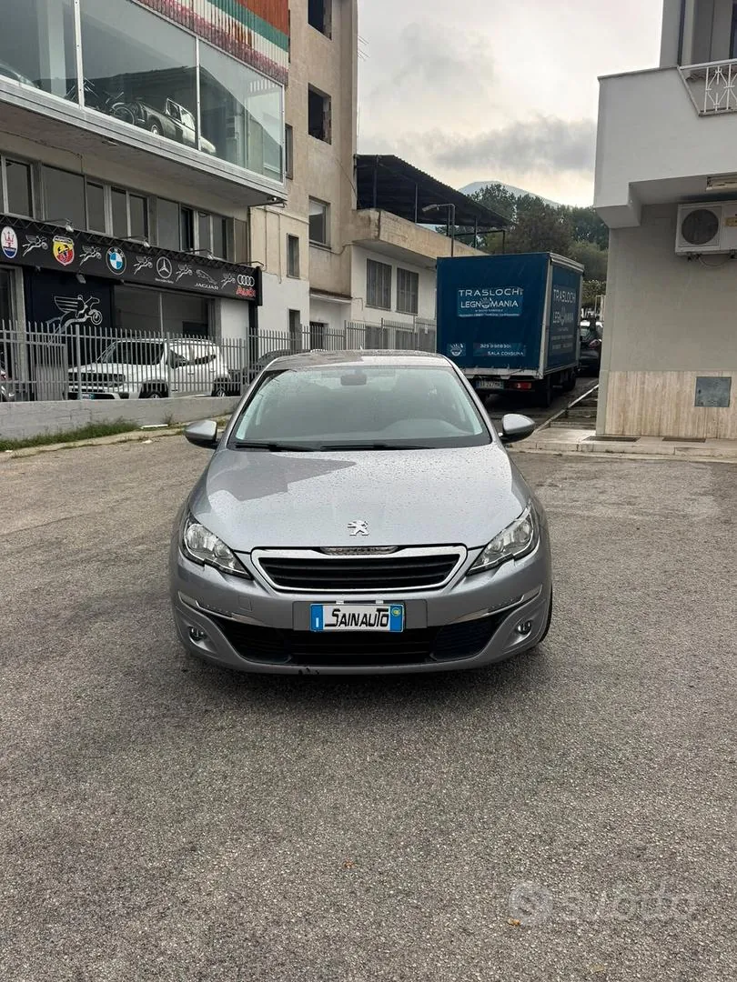 Peugeot 308 2015 photo 2