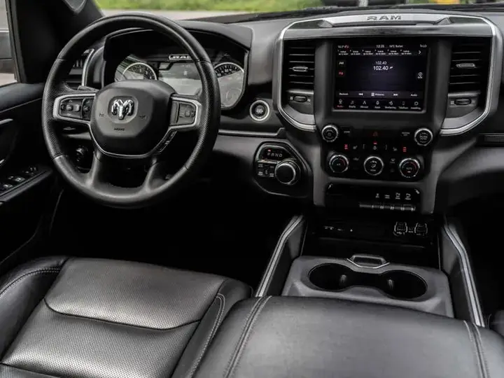Dodge Ram 1500 2019 photo 2