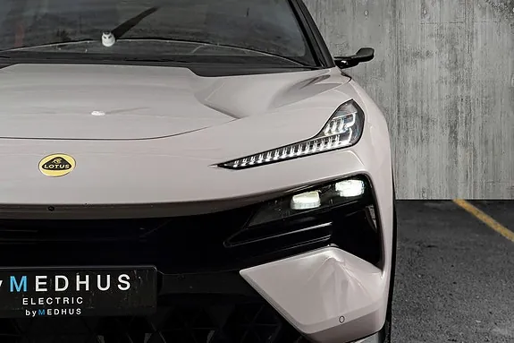 Lotus Eletre 2023 photo 5