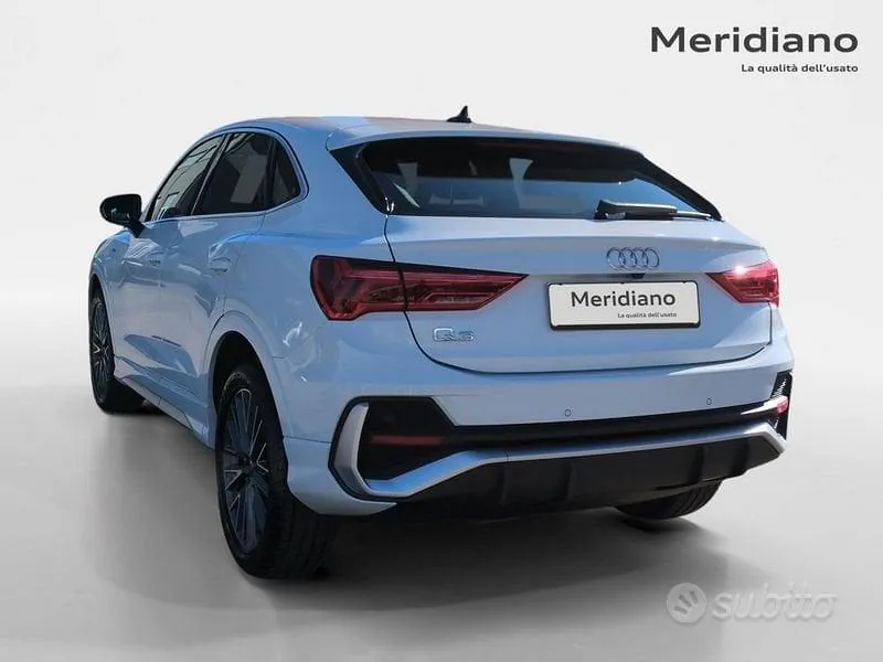 Audi Q3 2019 photo 4