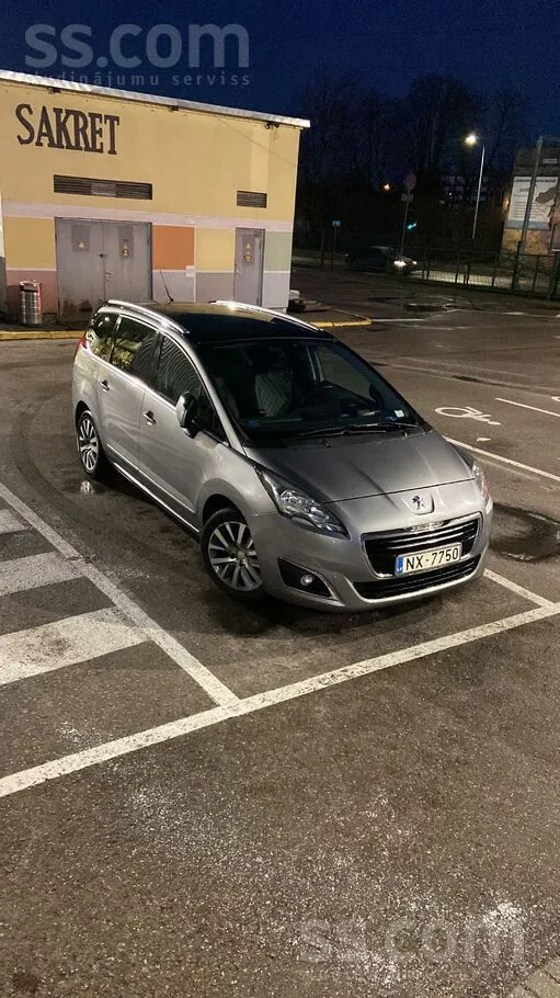 Peugeot 5008 2015 photo 5