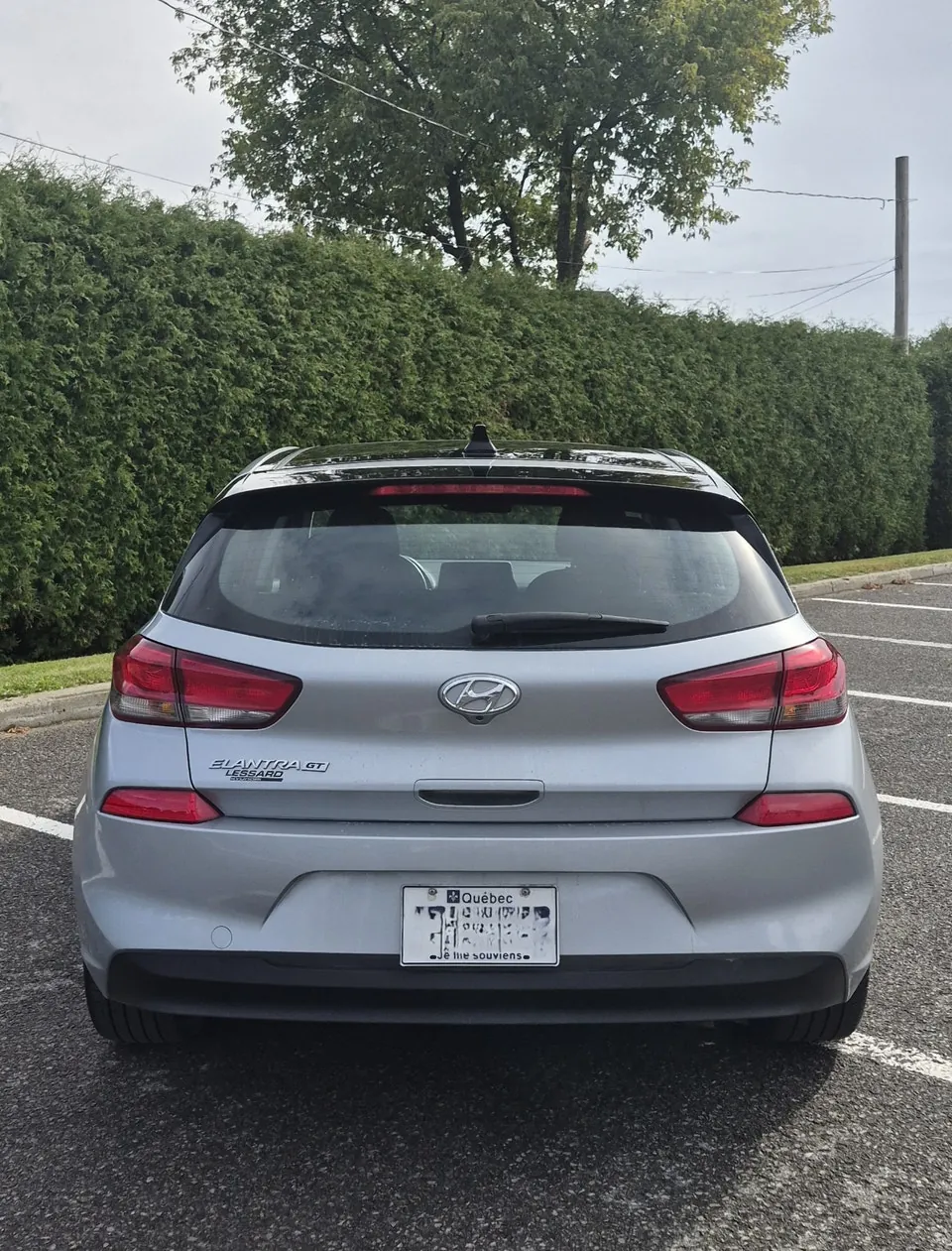 Hyundai Elantra Gt 2019 photo 2