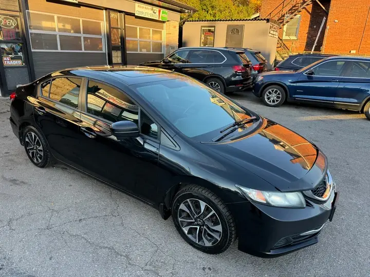 Honda Civic 2014 photo 2