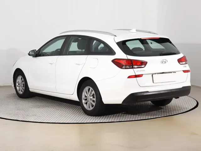 Hyundai I30 2020 photo 3