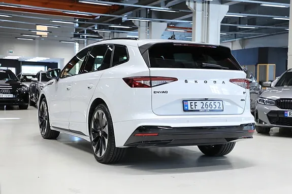 Skoda Enyaq 2023 photo 5