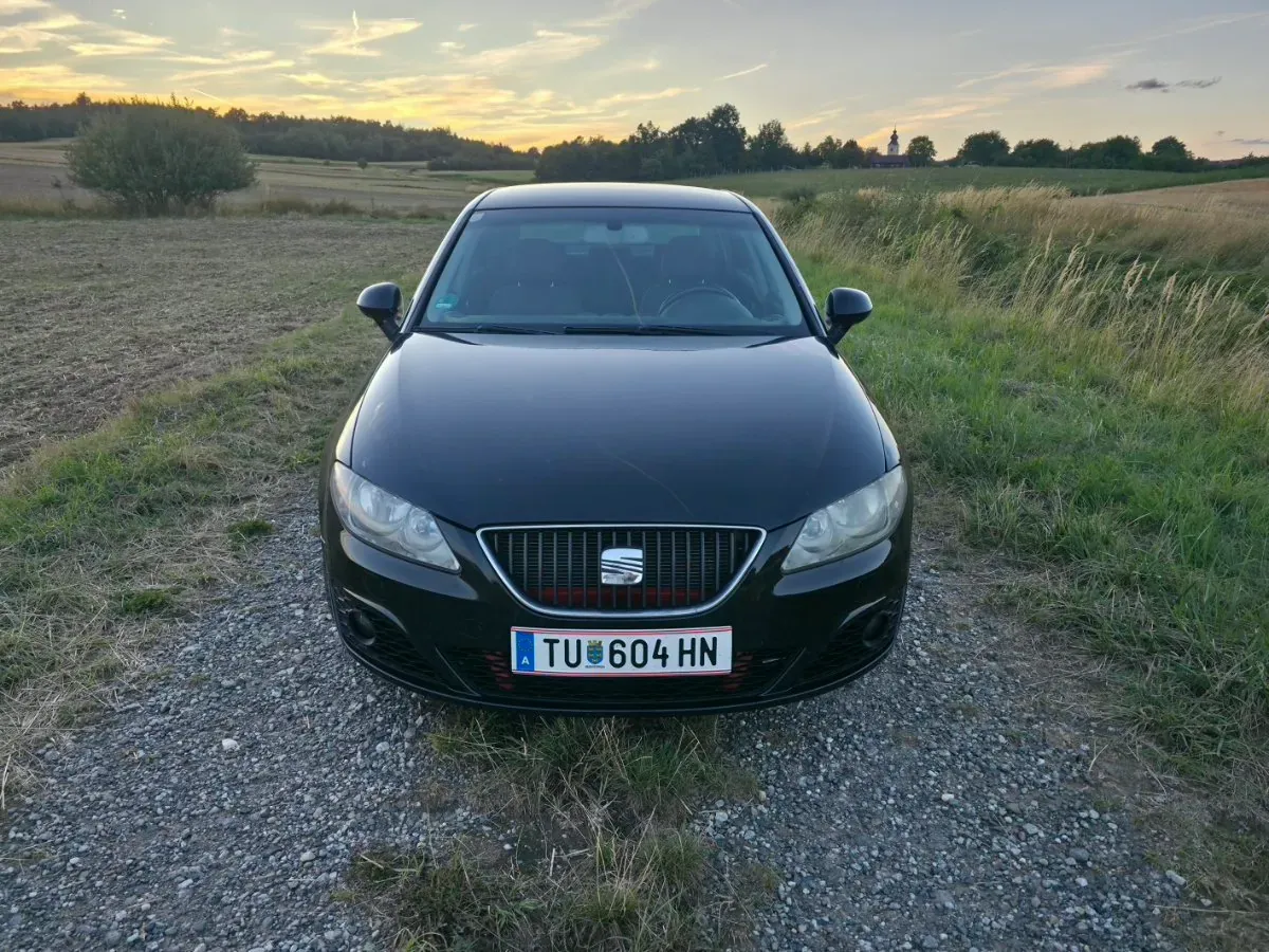 Seat Exeo 2009 photo 2