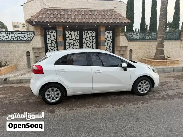 Kia Rio 2015 photo 3
