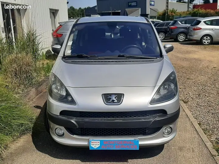 Peugeot 1007 2008 photo 3
