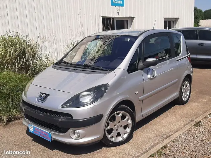 Peugeot 1007