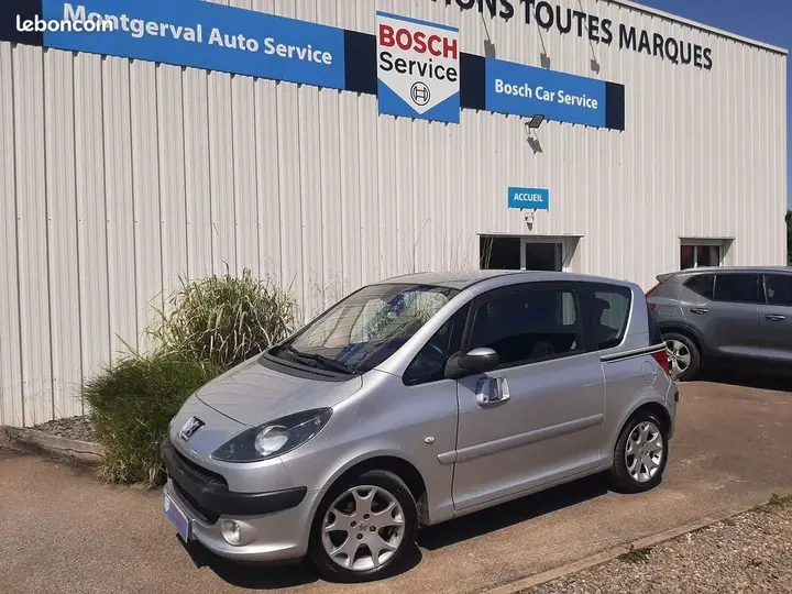 Peugeot 1007 2008 photo 2