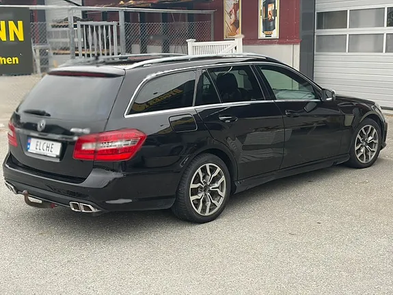Mercedes-Benz E220 D 2011 photo 3