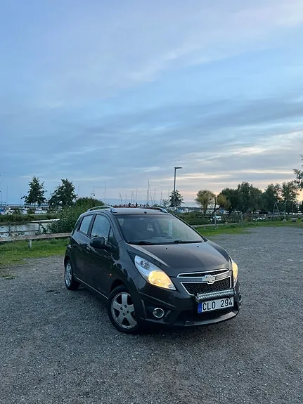 Chevrolet Spark 2011 photo 2