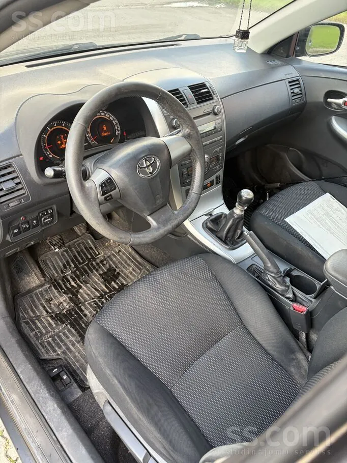 Toyota Corolla 2011 photo 5