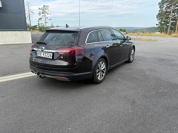Opel Insignia Country Tourer 2014 photo 3