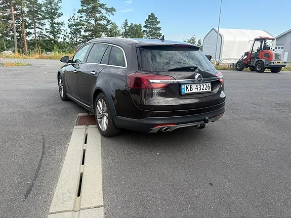 Opel Insignia Country Tourer 2014 photo 2
