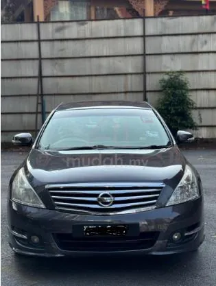 Nissan Teana
