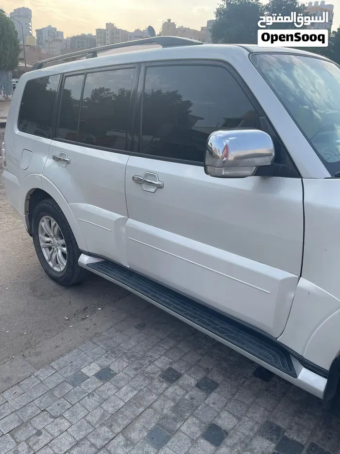 Mitsubishi Pajero 2018 photo 3