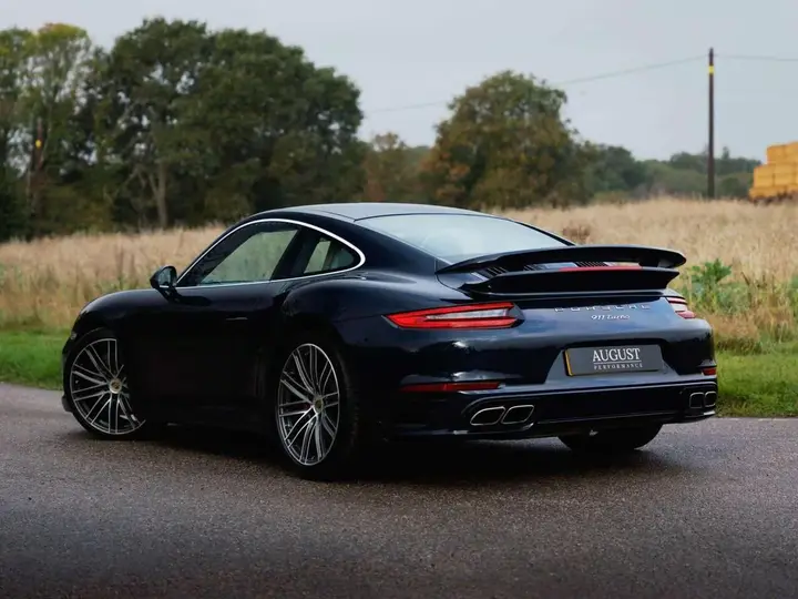 Porsche 911 2018 photo 5