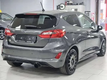 Ford Fiesta 2017 photo 2