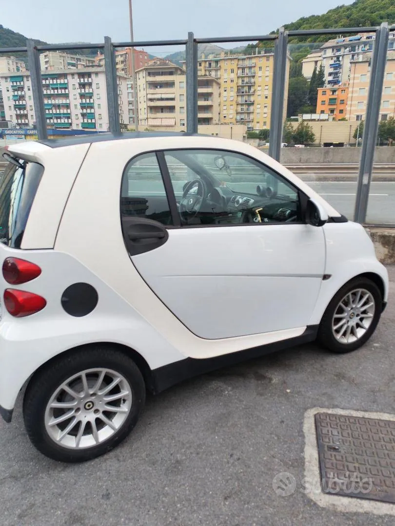 Smart Fortwo 2008 photo 2