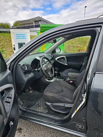 Toyota Rav4 2008 photo 4
