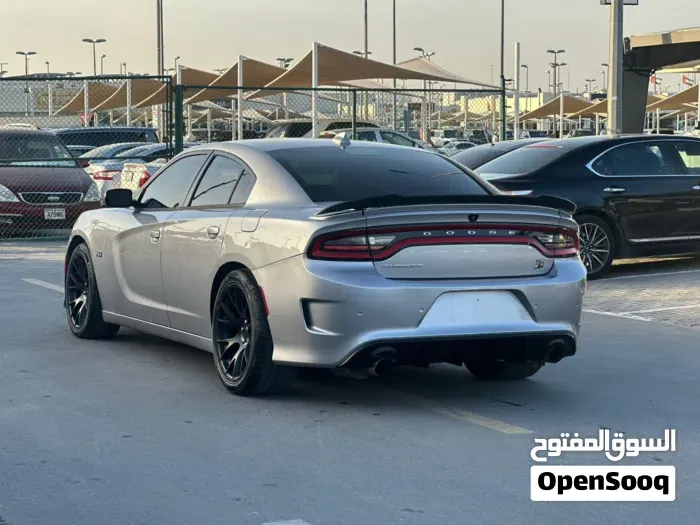 Dodge Charger 2018 photo 2